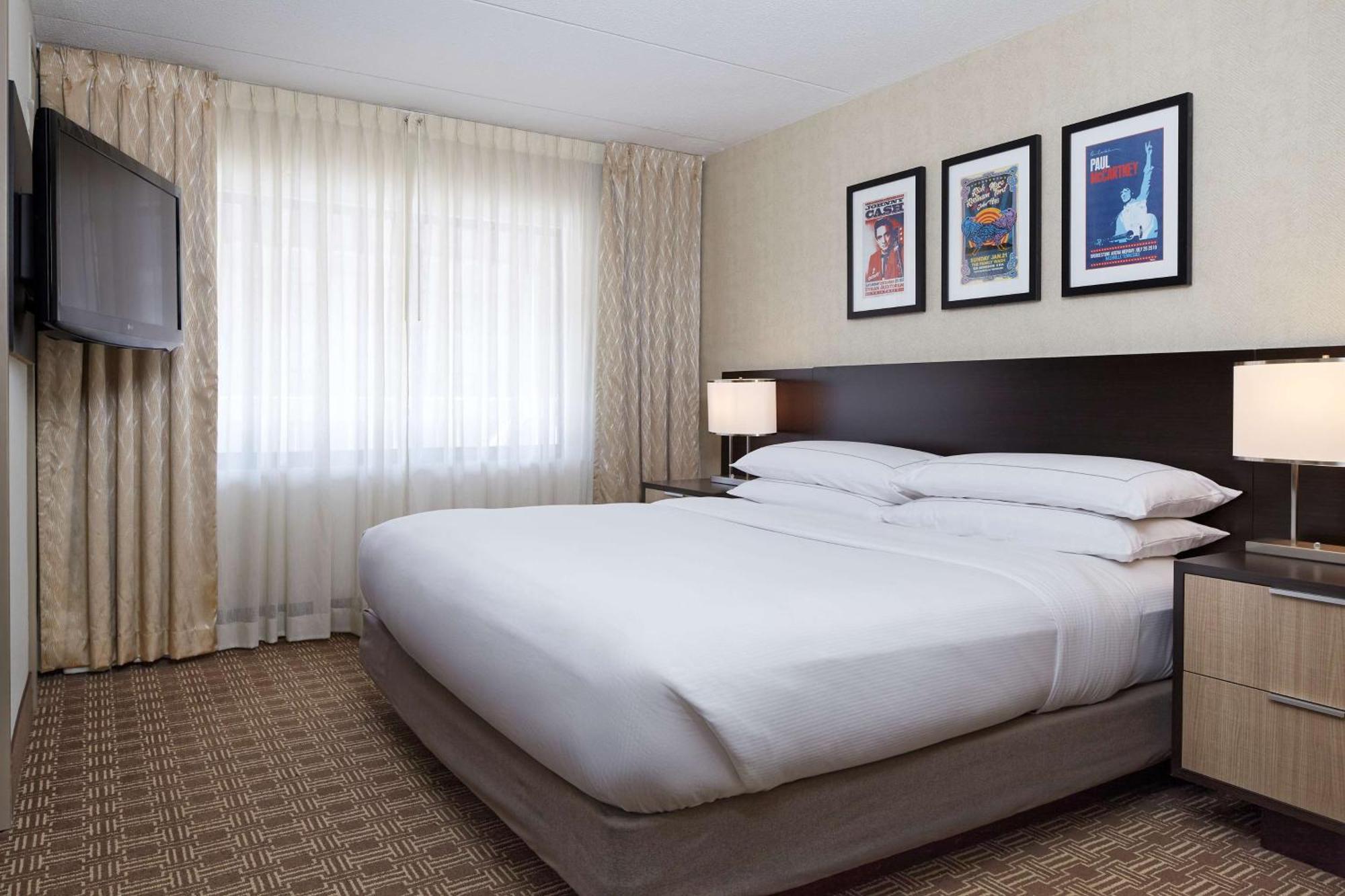 Doubletree Suites By Hilton Nashville Airport Exterior foto